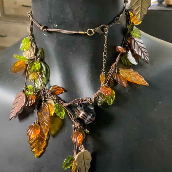 Glass Leaves and Beads Necklace and Matching Earrings - Picture 3 of 10